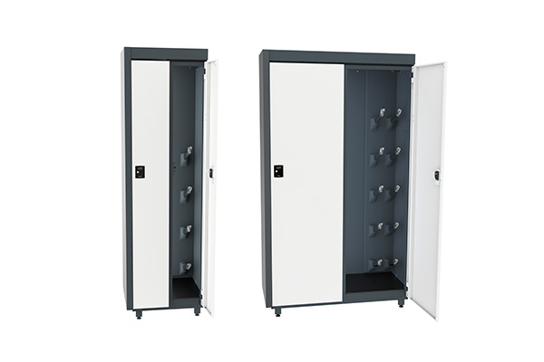 Ski storage lockers in the C line